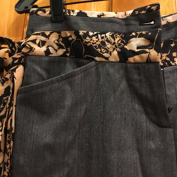 Dolce & Gabbana pants in Gray! - Picture 4 of 4